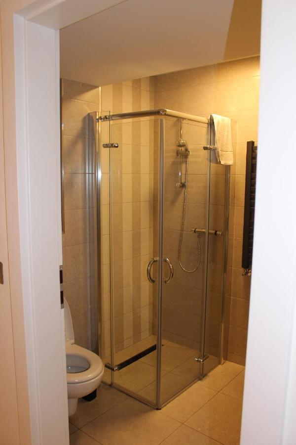 Blossom Lane Apartment Woodford  外观 照片