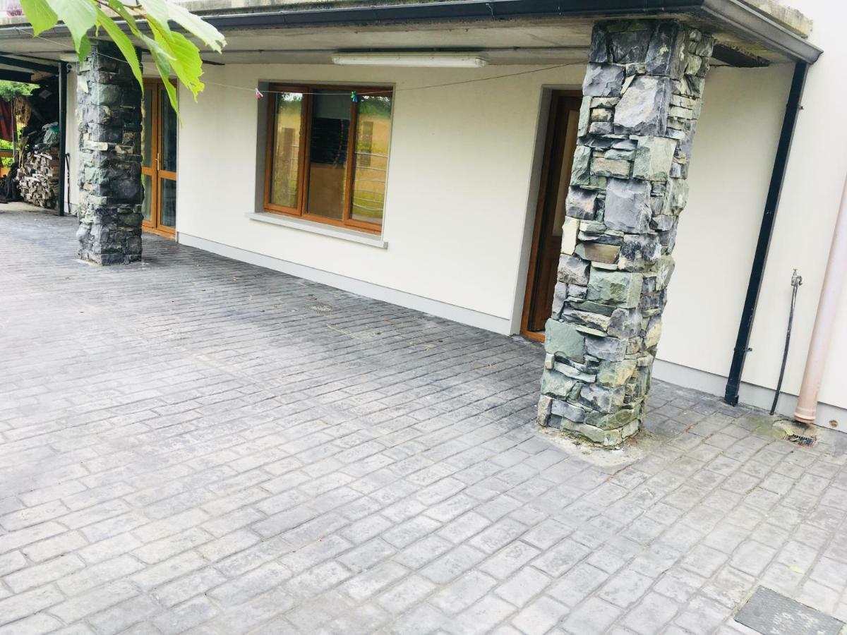 Blossom Lane Apartment Woodford  外观 照片